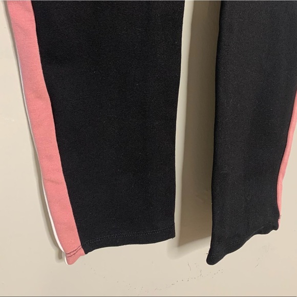 Zara Leggings with Pink Stripe - Picture 4 of 7